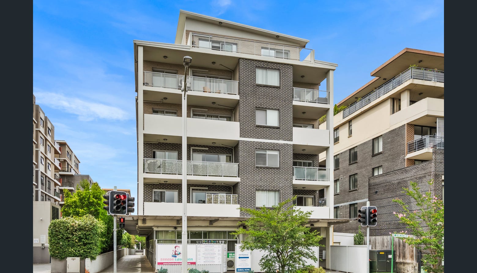 Sleek & Stylish 1-Bedroom Apartment in the Heart of Ryde!***Entry via 80 Belmore St***