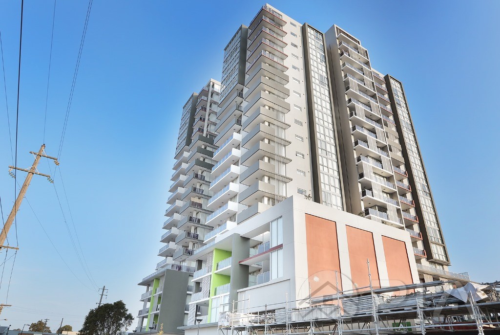 Spacious Two Bedroom Apartment For Rent - Don't Miss Out!!!