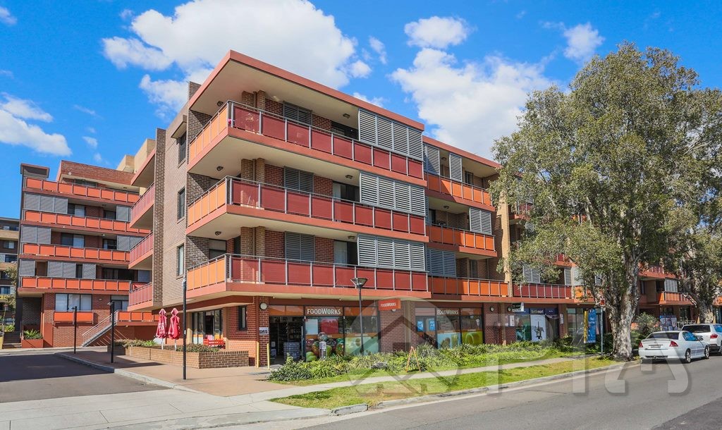 Electrifying Location, Split Level Modern Specifications, Great Residential!!