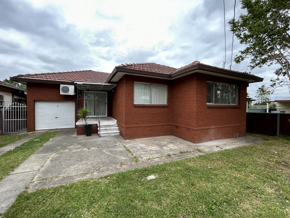 Spacious 4-bedroom home, freshly renovated and almost brand new!  Moving in Now!!!