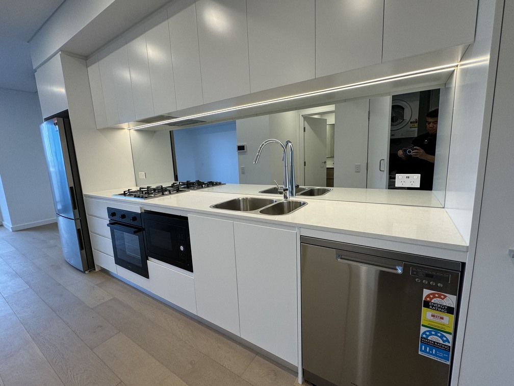 !!! Brand new FRIDGE, WASH MACHINE and MICRO-WAVE included!