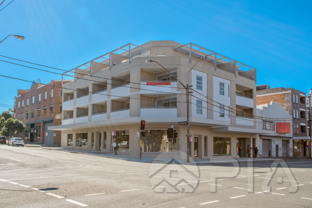 Fully furnished two bedroom apartment in Sydney's sought after location. 5 minutes walk to Redfern station.