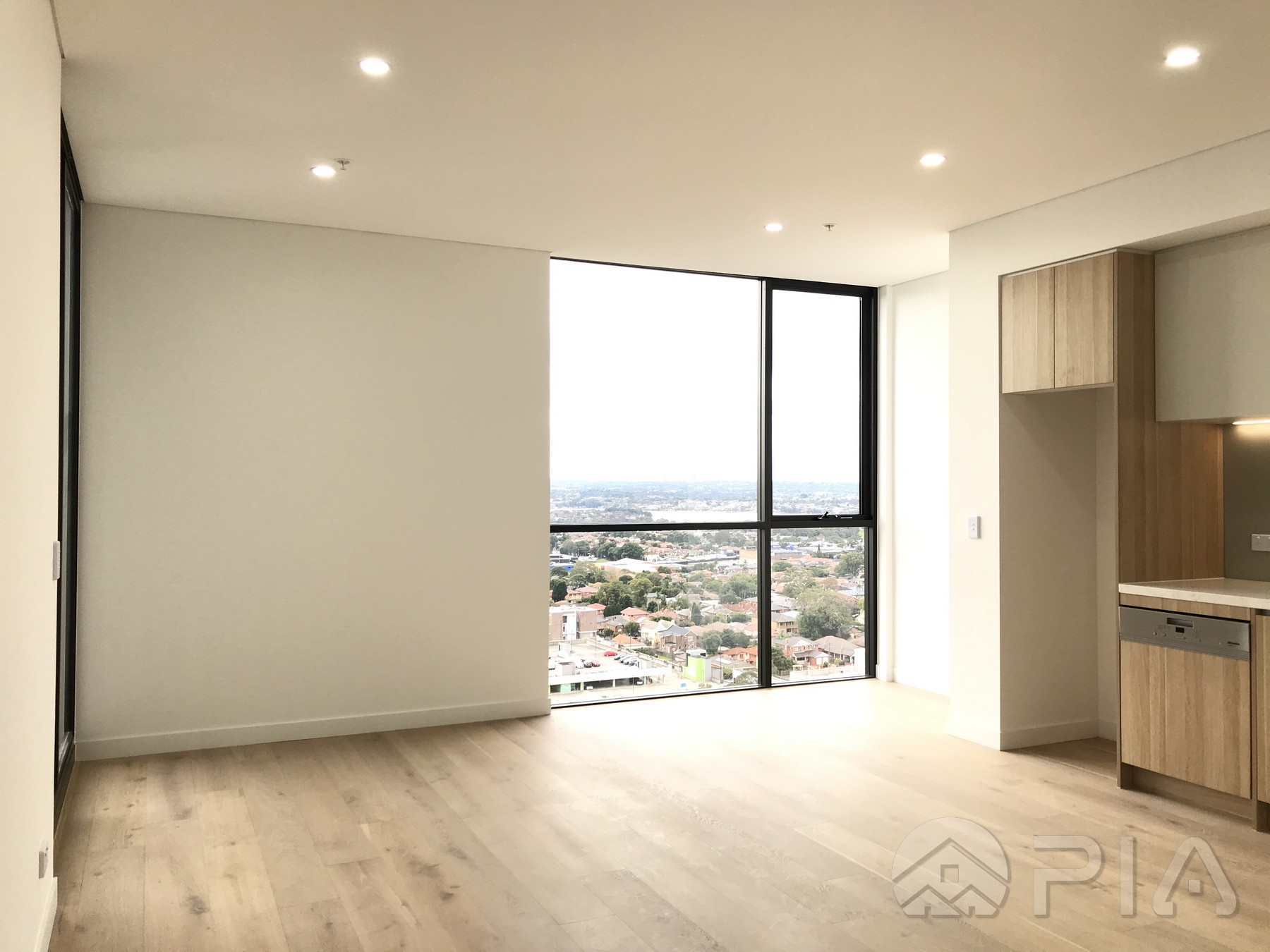 As new one bedroom apartment located in heart of Buwood - Gorgeous Harbour Bridge & City view