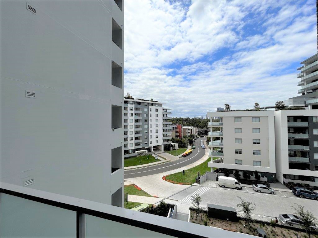 Brand New Apartments with Study
