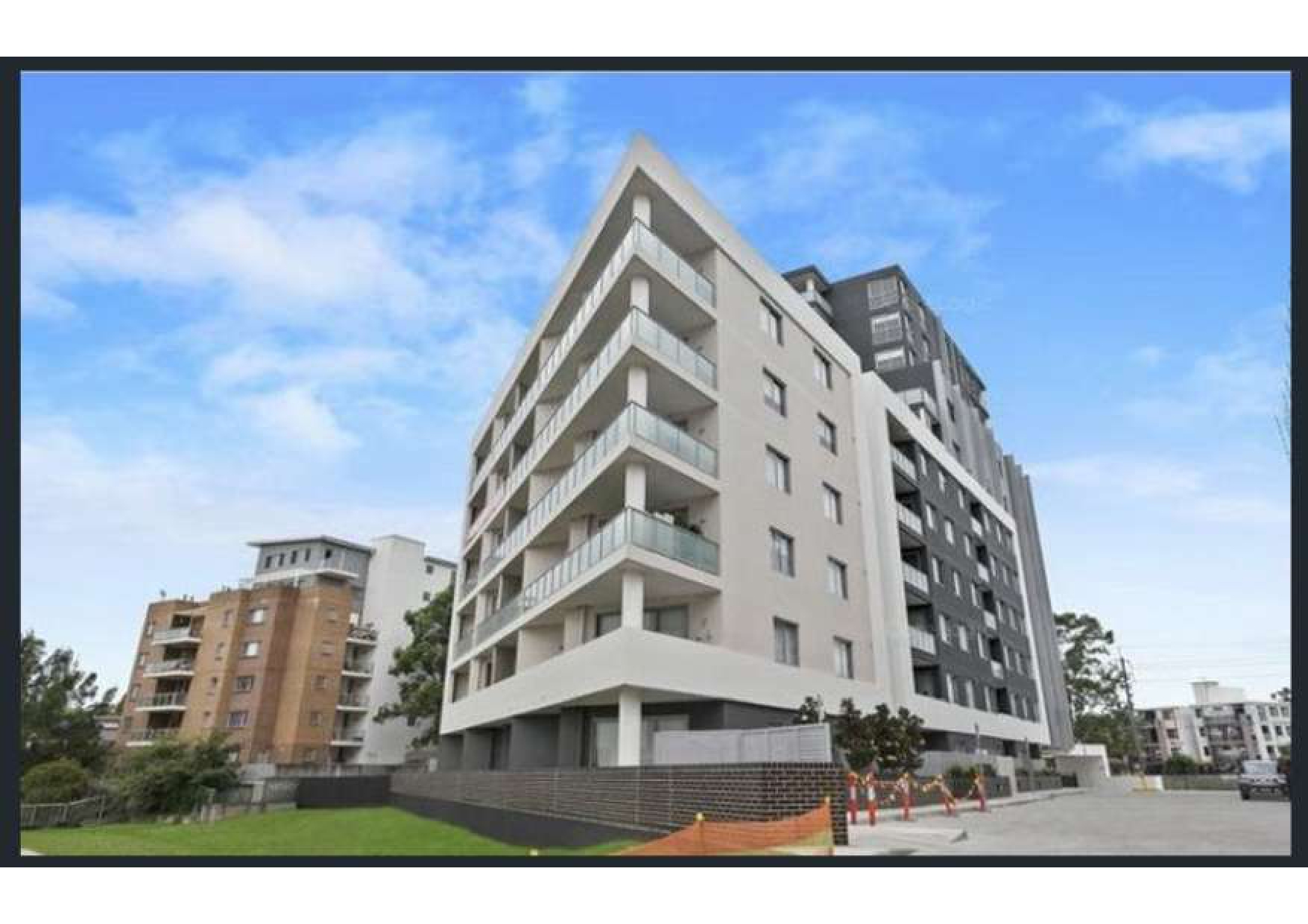 Prime Location! Modern & Spacious Apartment in Merrylands