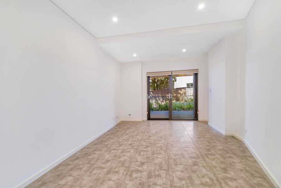 MODERN 1 BEDROOM APARTMENT FOR LEASE