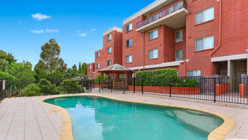 Spacious 2 bedroom apartment close to amenities for lease