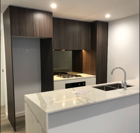 Modern 2 bedroom apartment close to amenities for lease