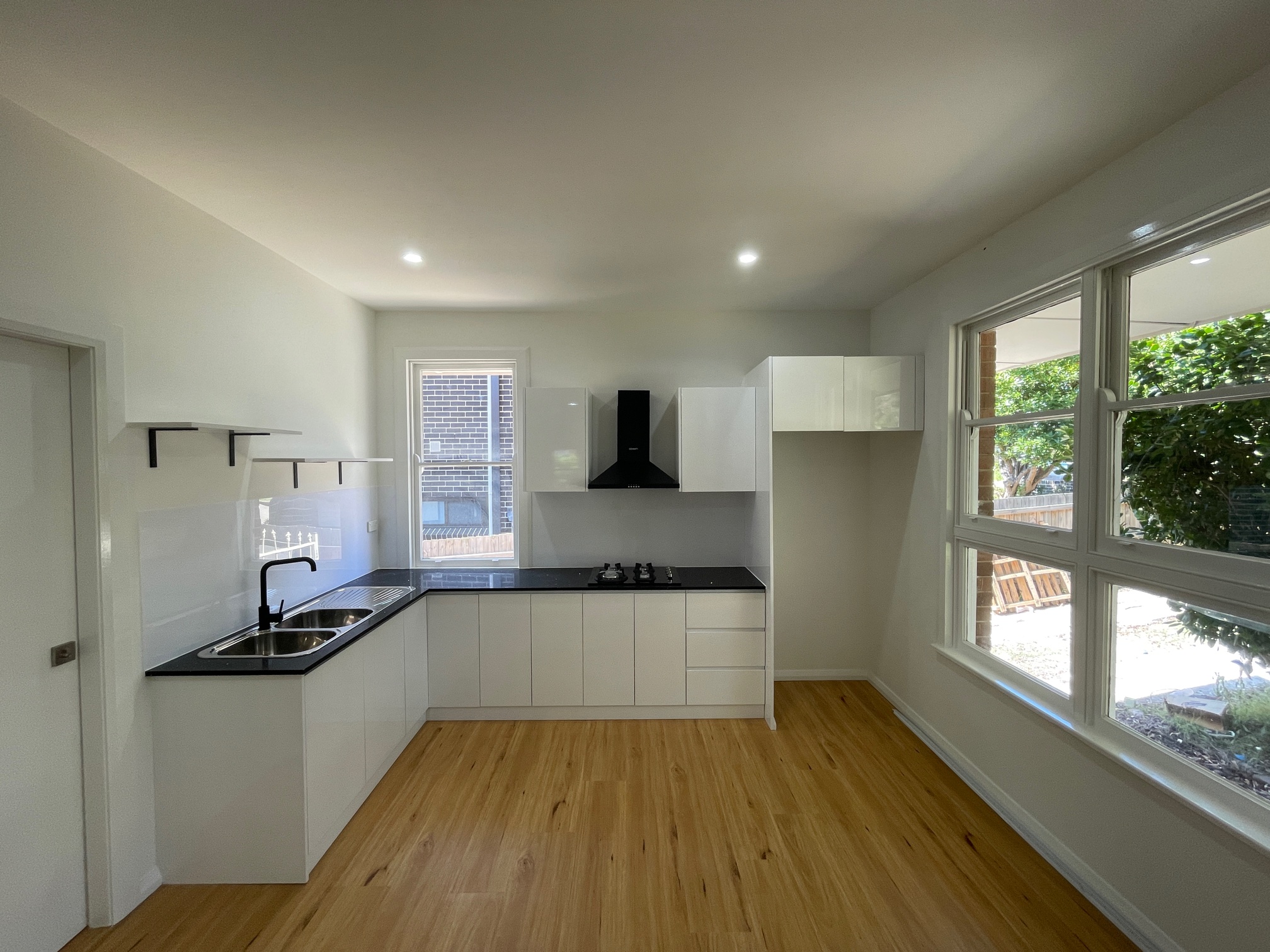 Spacious Family Oasis in the Heart of Carlingford!