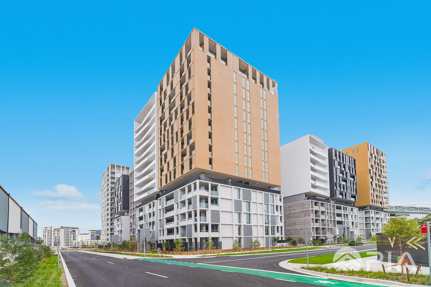 Near new designer apartments for lease NOW!